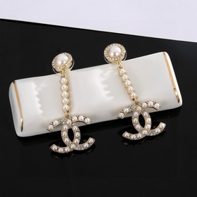 Chanel серьги-гвоздики, точная копия оригинала, высококачественна