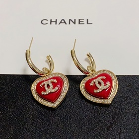 Высококачественные серьги Chanel с двойным C-образным символом в 
