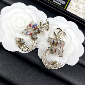 Chanel 5 номер, серьги, изготовленные вручную