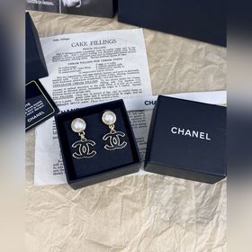 Chanel Черные эмалевые серьги-подвески с буквой C