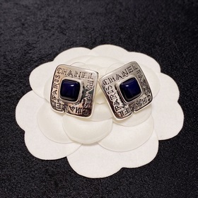 Chanel Small Double C Letter Kangpeng Series Vintage Antique Earr