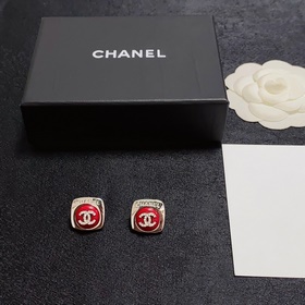 Chanel маленькие серьги с двойным C-образным мотивом в красном цв