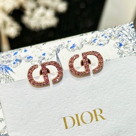 Новинка Серьги-гвоздики Dior Код p105 Новинка： серьги-гвоздики DI