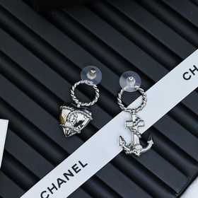 Chanel 2025 ранневесенняя коллекция серебряные серьги в морском с