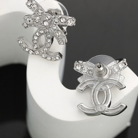Серьги-бабочки Chanel, роскошный стиль, великолепный вид. Классич