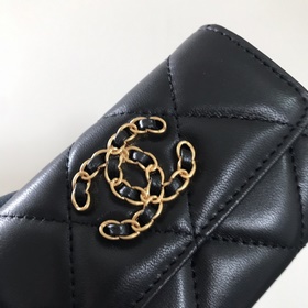Новая модель поступила в продажу, CHANEL карман для карт с больш