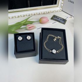 Chanel Черно-белые круглые пуговицы, браслет из смолы