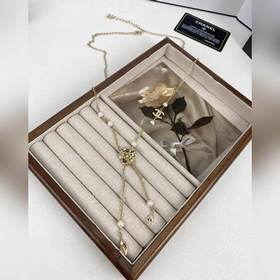 Chanel Камфорное дерево с листьями жемчужным подвесом
