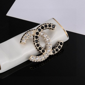 Chanel брошь с бриллиантами. Наиболее изысканная брошь с бриллиан