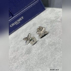 V-образное золотое покрытие 5180180 серьгами-бабочками CHAUMET Pa