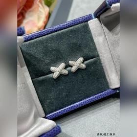 V-образное золотое покрытие 5180180 серьгами-бабочками CHAUMET Pa