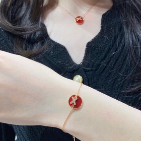 Материал： V-Gold. 5140180 Браслет CHAUMET с перекрещенными кругл