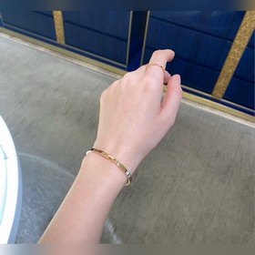 Браслет CHAUMET Простое воплощение модной красоты. Прекрасно смо