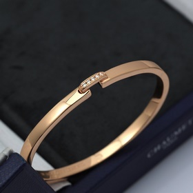 Браслет CHAUMET Простое воплощение модной красоты. Превосходный