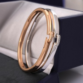 Браслет CHAUMET Простое воплощение модной красоты. Превосходный 