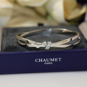 Гладкая поверхность [925055] Браслет Chaumet Простое воплощение