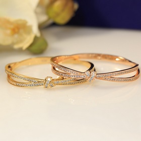 【960】 Браслет Chaumet Простое воплощение модной красоты. Превосх