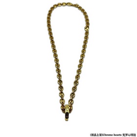 Золотое колье Chrome Hearts с уникальным дизайном виде различных