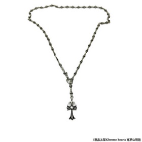 Ожерелье Chrome Hearts с уникальным дизайном и узором, отличающим