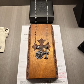 Ожерелье с ретро-брошью Chrome Hearts, последний тренд. Различные