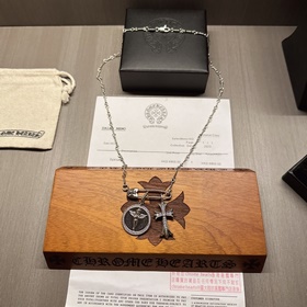 Ожерелье с ретро-брошью Chrome Hearts, последний тренд. Различные