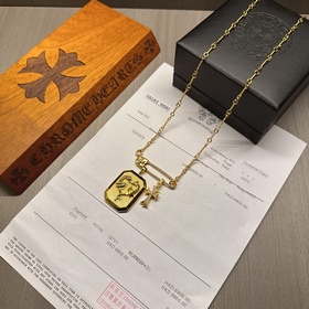 Ожерелье с брошью Chrome Hearts, очень стильное. Новейшая модель 