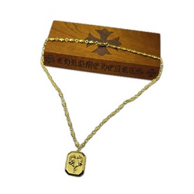 Ожерелье Chrome Hearts с уникальным дизайном и узором, отличающим
