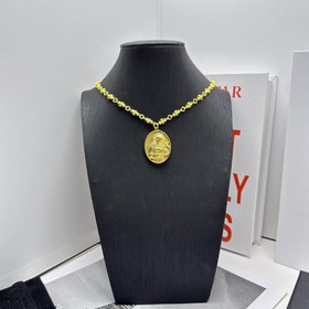 Ожерелье Chrome Hearts, с уникальным дизайном и узором, представл
