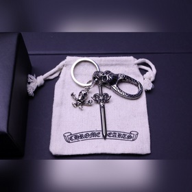 Ключницы с брелоком виде сердца из кожи. Отличное качество изгото