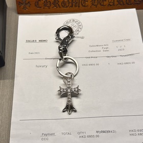 Ключницы с брелоком виде сердца из кожи. Отличное качество изгото