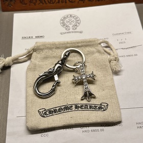 Ключницы с брелоком виде сердца из кожи. Отличное качество изгото