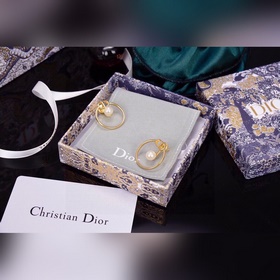 Dior Диор Серьги-кольца Новинка в продаже. Невероятно красивые, р