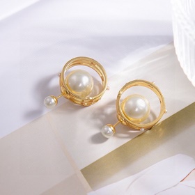 Dior · Диор Новые серьги с буквой CD. Металлическая текстура в ст