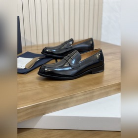 Качество подошвы из натуральной кожи Торговая марка： Dior* «Диор»