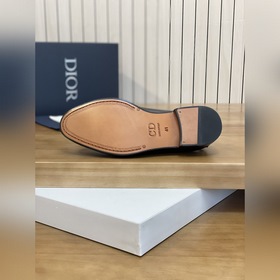 Качество подошвы из натуральной кожи Торговая марка： Dior* «Диор»