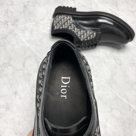 DIOR — Dior EXPLORER Деби-ботинки Dior Explorer, представленные в