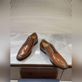 Dior Timeless Derby – это классическая элегантность. Изысканный в