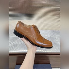 Dior Timeless Derby – это классическая элегантность. Изысканный в