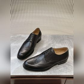 Dior Timeless Derby – это классическая элегантность. Изысканный в