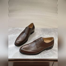 Dior Timeless Derby – это классическая элегантность. Изысканный в