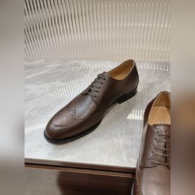 Dior Timeless Derby – это классическая элегантность. Изысканный в