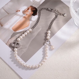 Dior · Диор Новое колье с металлическим эффектом и модными буквам