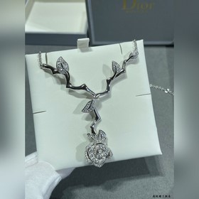 Материал： V-Gold 2110470. Розовое колье Dior из коллекции высоког