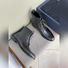 Эксклюзивная новинка осени-зимы： высокие кожаные ботинки Dior в с