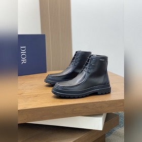 Dior — Dior 2025 осень-зима, роскошные мужские ботинки средней вы