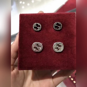 Оригинальные серьги Gucci в фирменном магазине. Серьги Gucci с дв