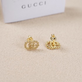 Серьги Gucci с буквами «GG» из золота и бриллиантамиз коллекции R