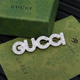 Зажим для волос Gucci с двойной буквой G Незаменимый аксессуар дл