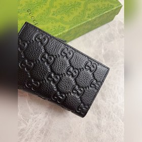 Новая серия GG Emblem с ультрамягким тиснением цвета лайк/кожаный