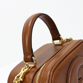Новая модель, качество фирменного магазина, подлинный товар, фото